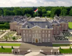 Descubre la majestuosidad de Het Loo Palace en tu próximo viaje de turismo
