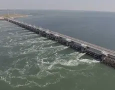 Descubre la impresionante Oosterscheldekering en tu próximo viaje de turismo en Holanda
