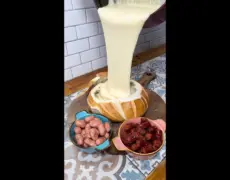¡Descubre la deliciosa receta de kaasfondue que te hará chuparte los dedos!