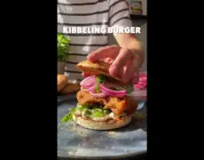 ¡Descubre la deliciosa receta de Kibbeling Burger que te hará agua la boca!