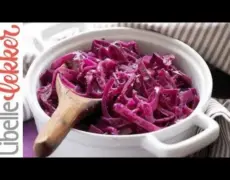 Descubre la deliciosa receta de Rodekool met appeltjes paso a paso
